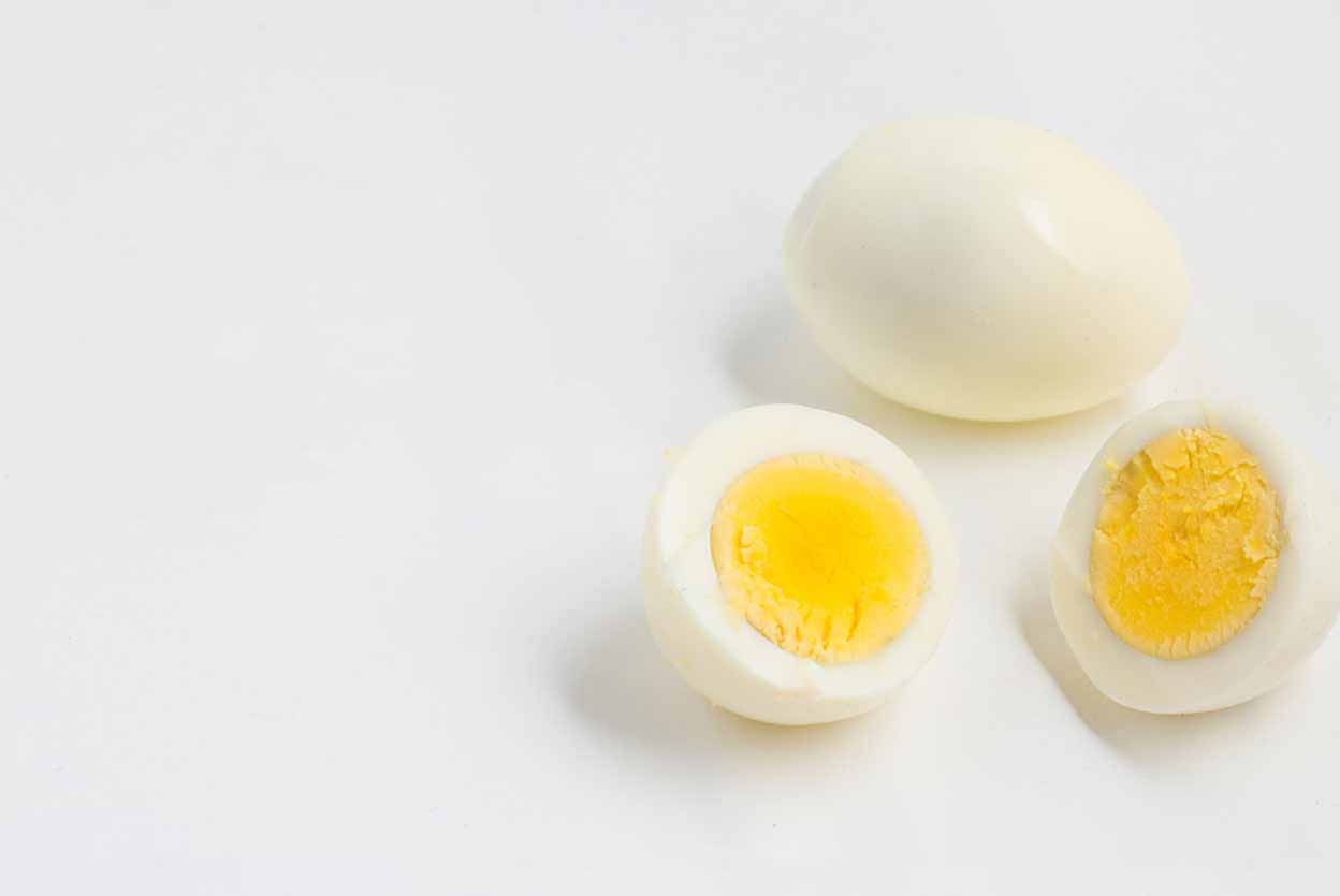 Are Egg Whites Healthier Than Egg Yolks? By Dt. Ms. Malika Kabra