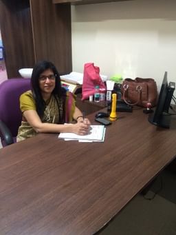 Lata Bhat (Senior Consultant)