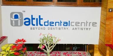 THE ORTHODONTIC CLINIC