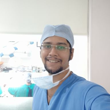 Pratik Narsikar Maxillofacial Surgeon & Implantologist