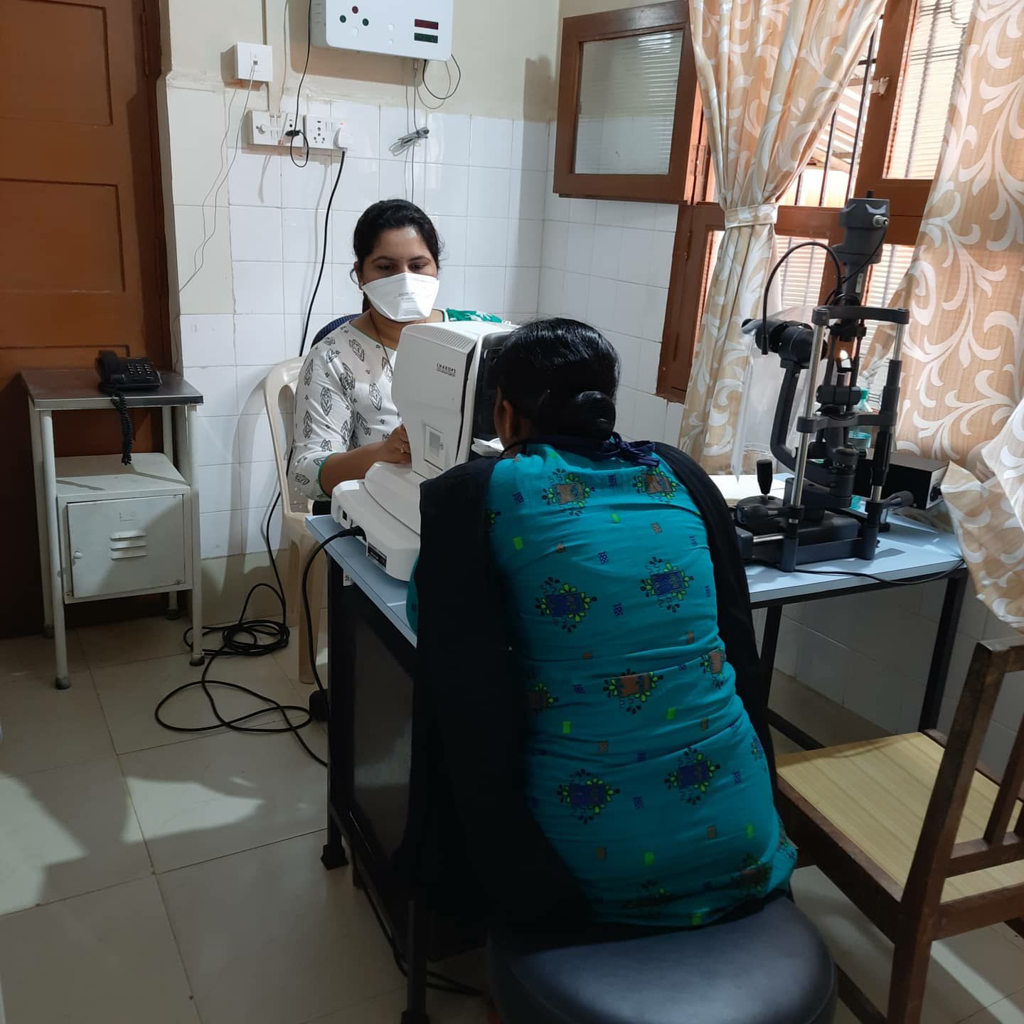 Dr Ankita Sinai Bhangui Book Appointment Consult Online View Fees Contact Number Feedbacks Ophthalmologist In Panaji