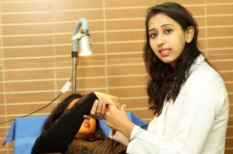 Vani Skin And Hair Clinic in Uttam NagarDelhi  Best Cosmetic Laser  Surgeons in Delhi  Justdial