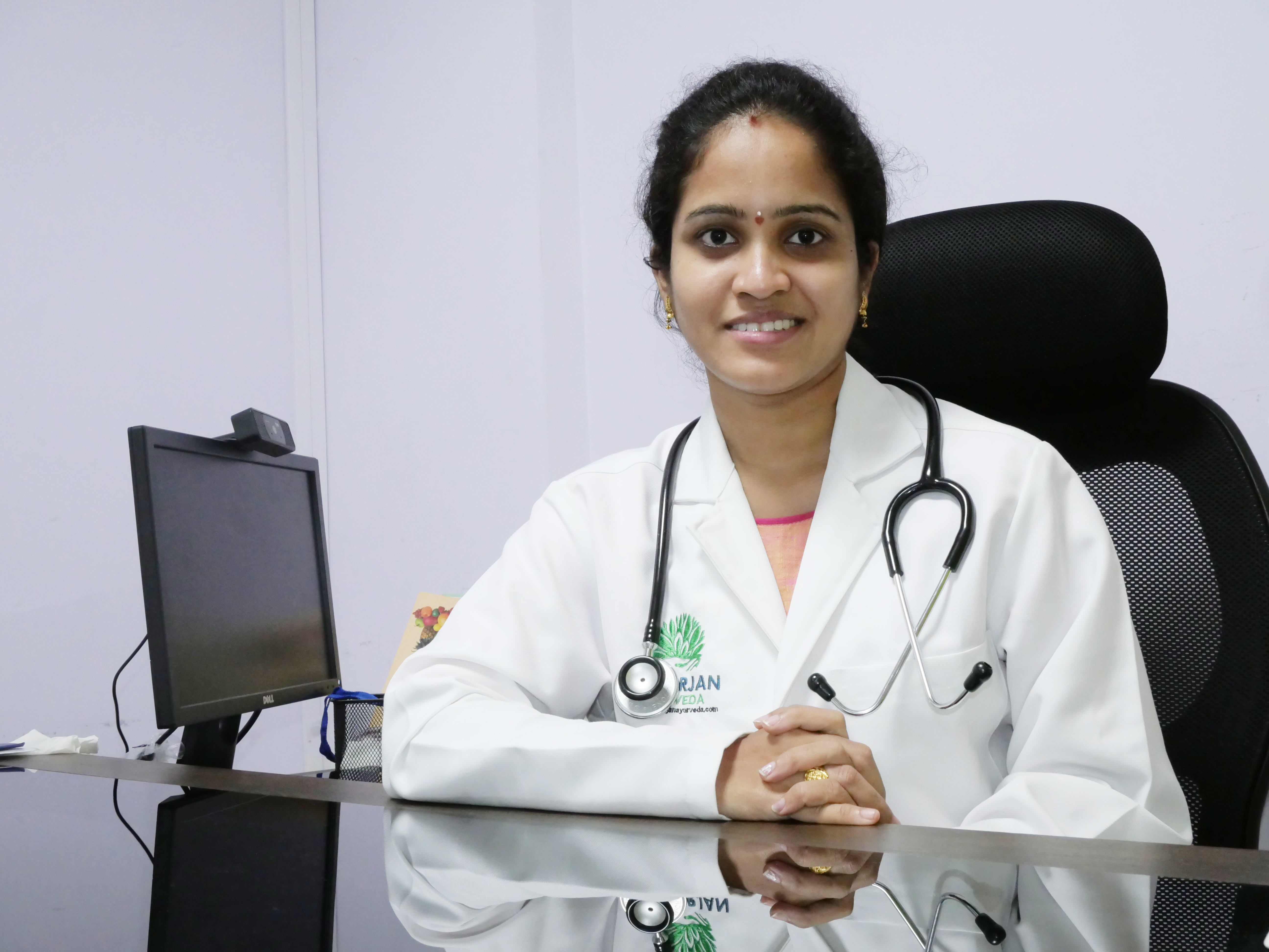 Dr. Madhuri Book Appointment Consult Online View Fees Contact