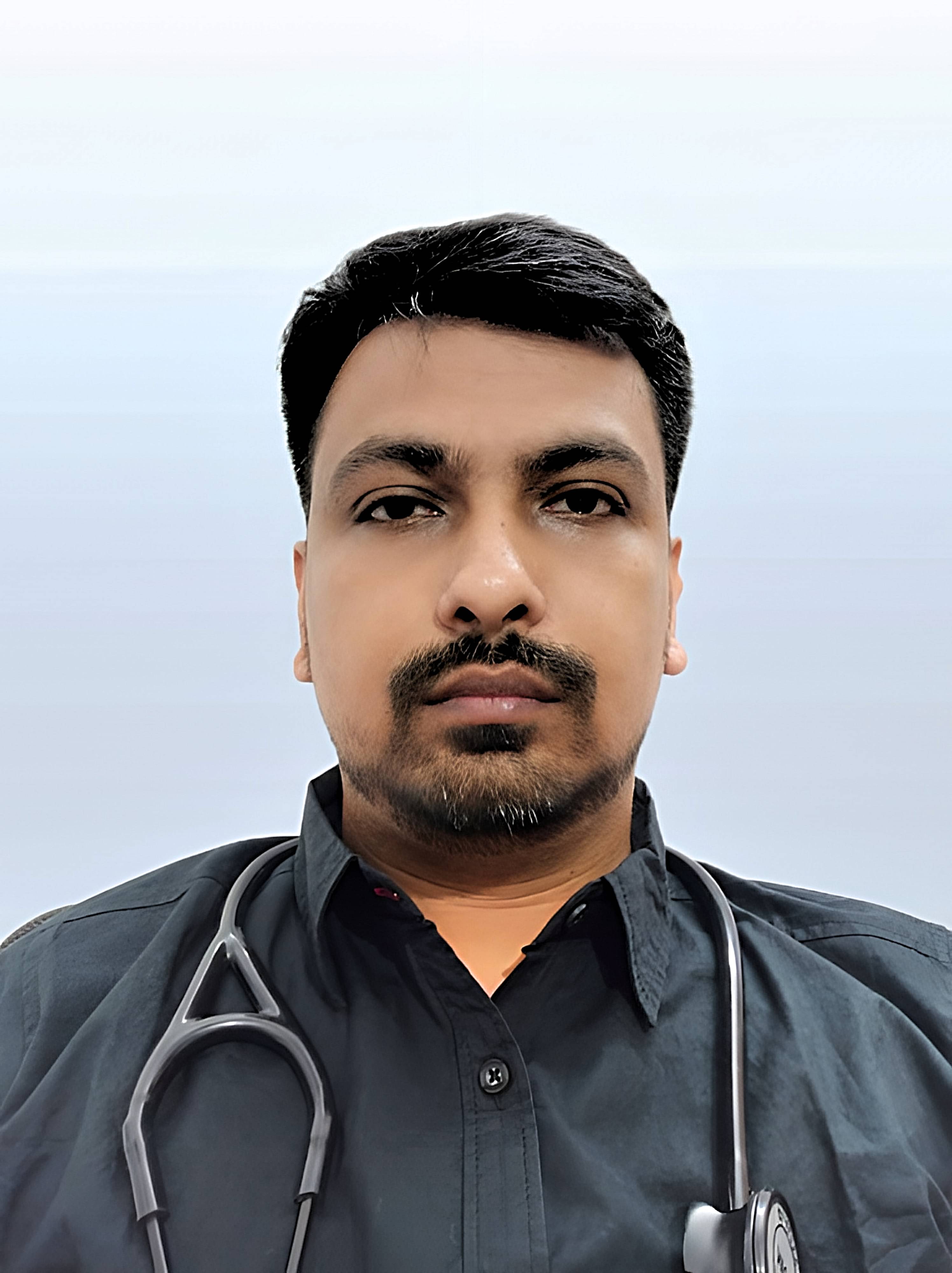 Veterinary doctor in store behala