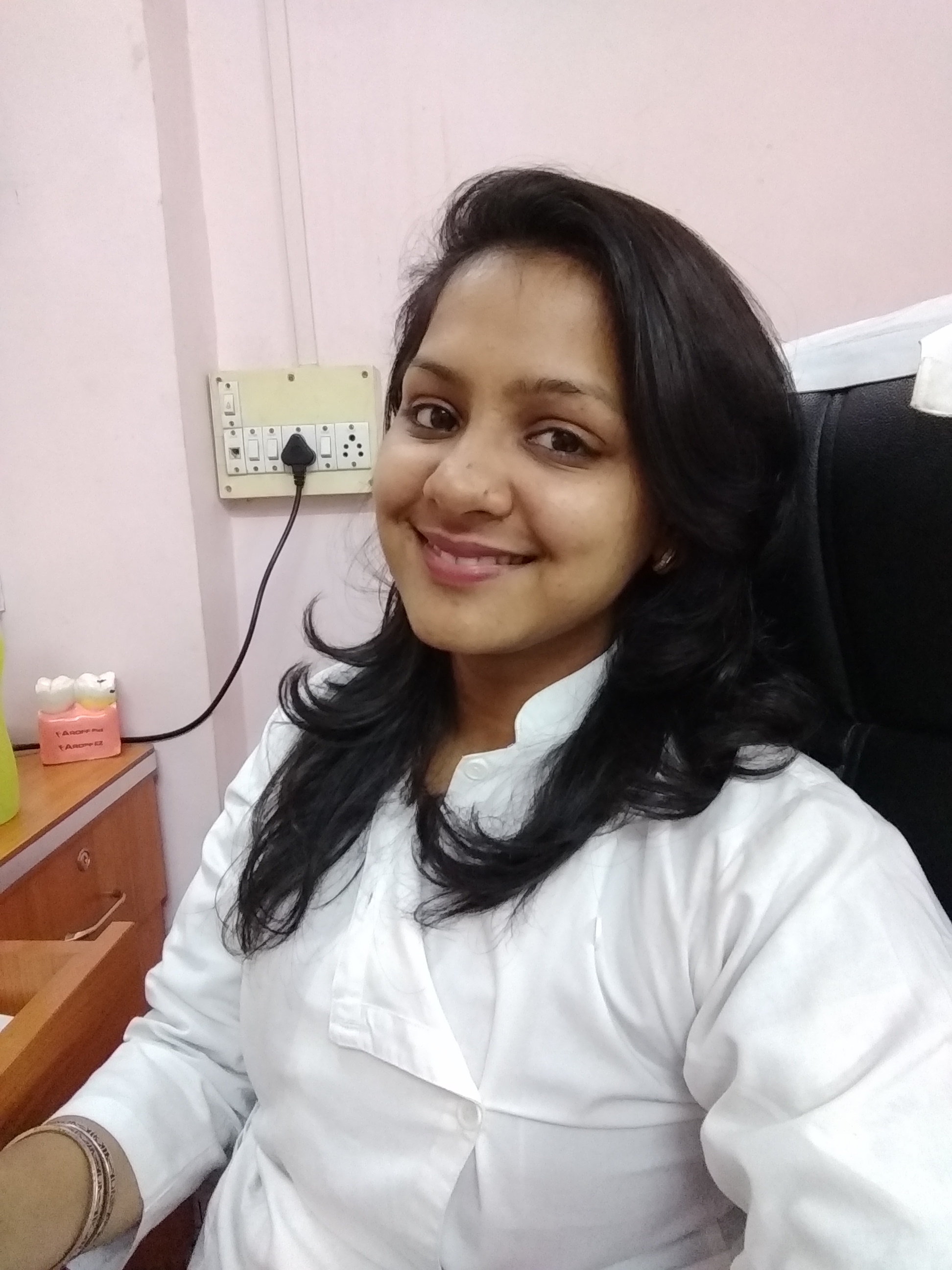 Dr. Neha Agarwal Book Appointment, Consult Online, View Fees, Contact