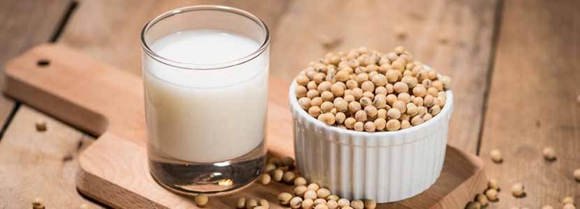 Soy Milk (Soya Dudh) Benefits And Its Side Effects | Lybrate