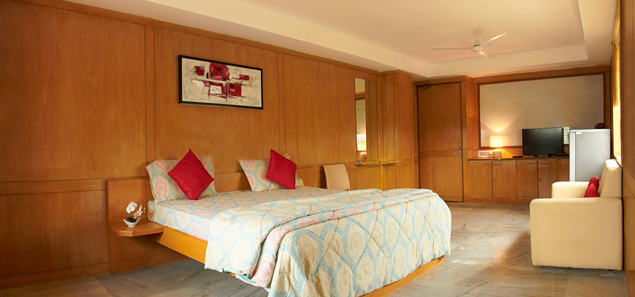Srushti Fertility Centre & Women's Hospital Image 9