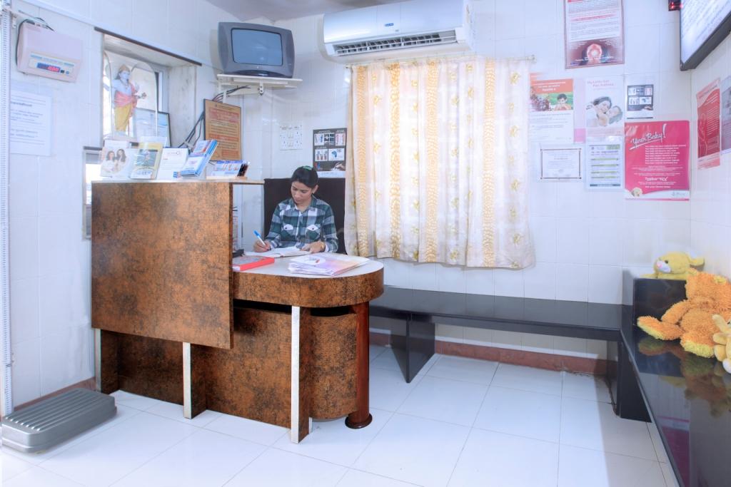 scarlet hospital Image 3