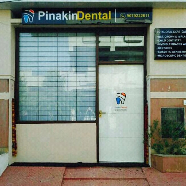 Pinakin Dental Image 1