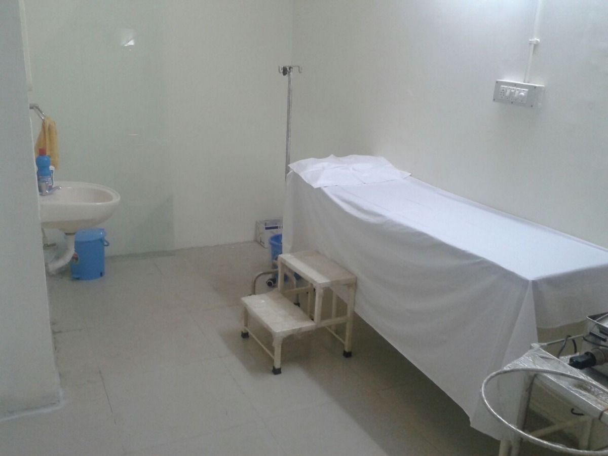 Srishti Superspeciality Clinic Image 1