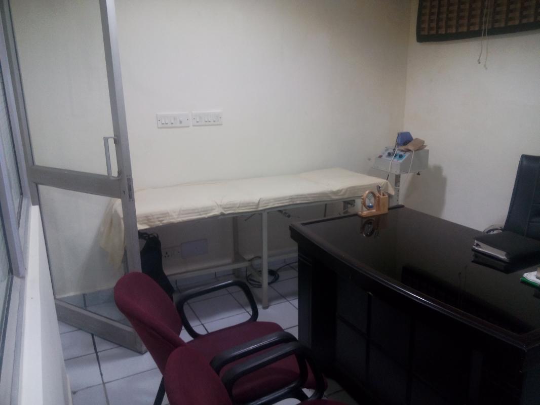 Shah's Physiotherapy Clinic Image 5