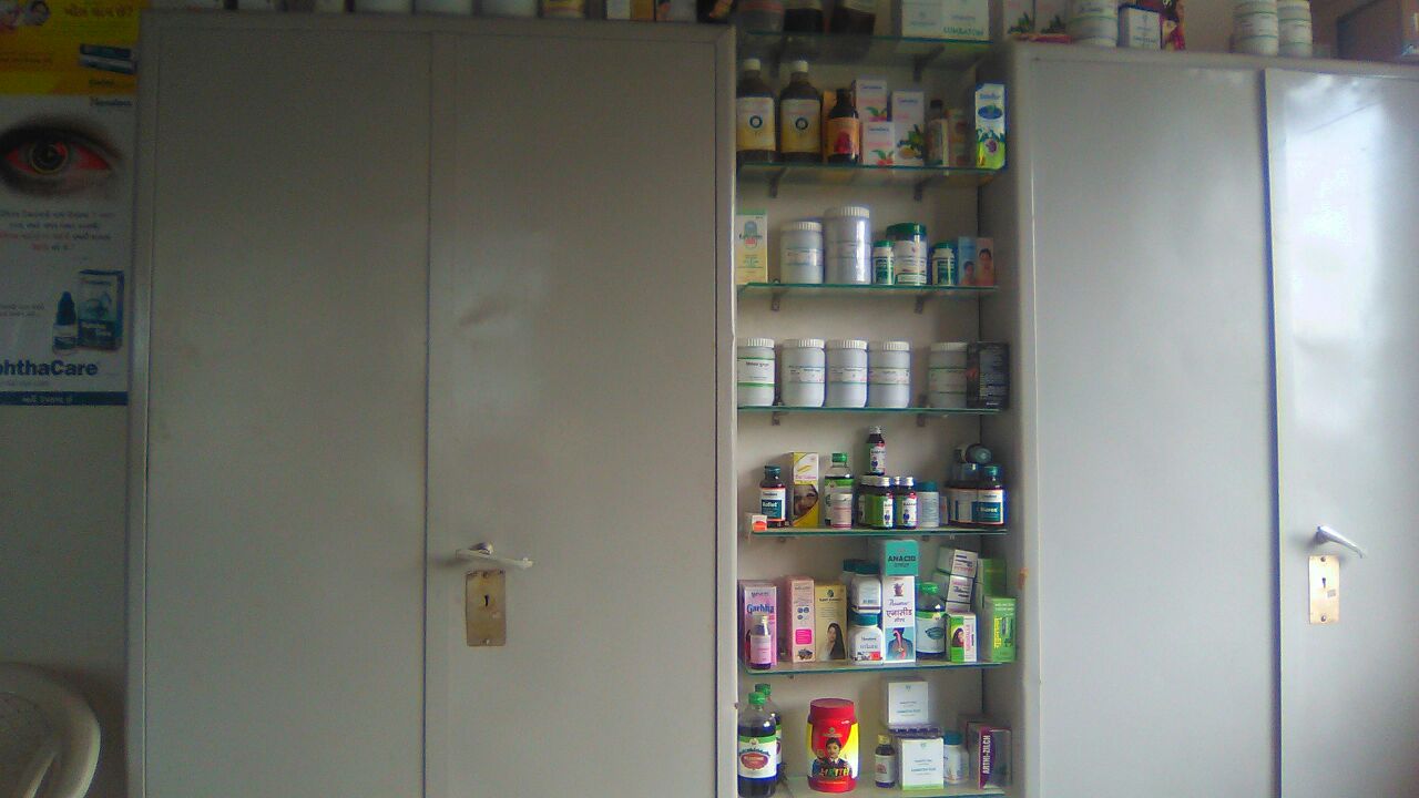 Dr. Dinesh Rawal Image 3