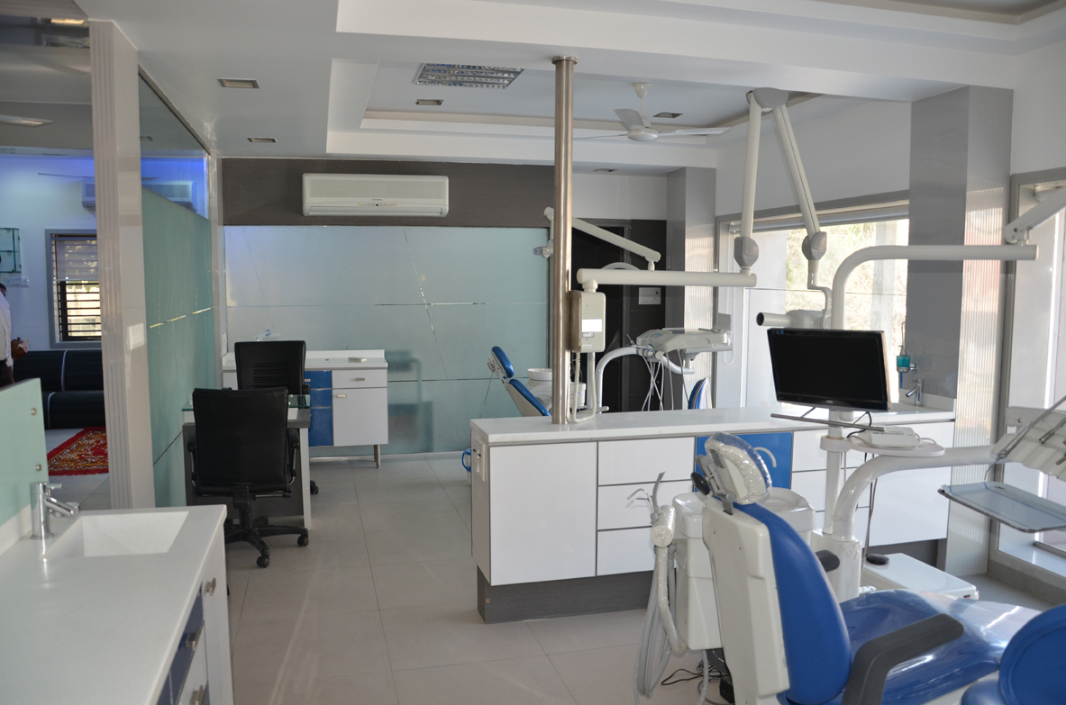 SIDDH DENTAL CARE Image 4