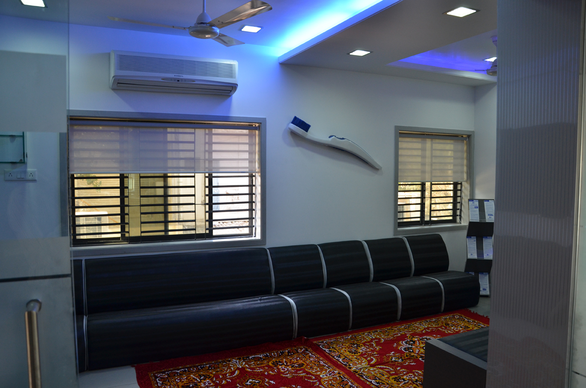 SIDDH DENTAL CARE Image 2