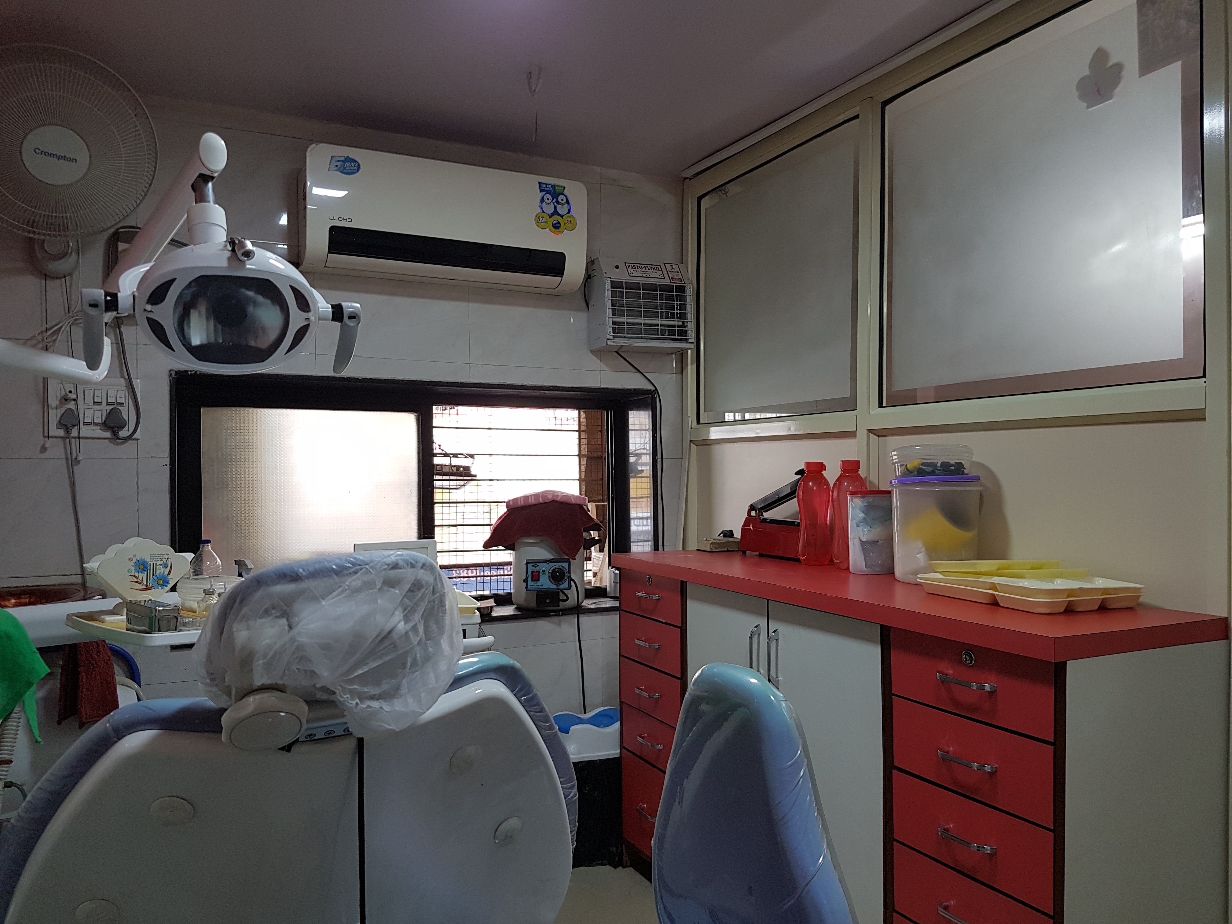 Dr Sanghavi's Smile 32 Dental Clinic Image 4