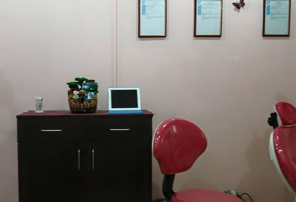 Dr. Vipin's Speciality Dental Clinic Image 2