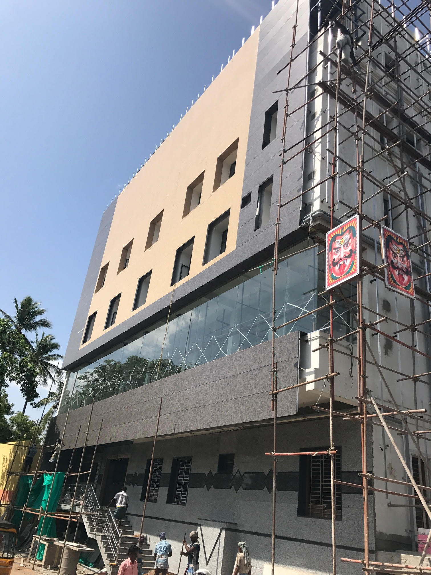 Velan Speciality Hospitals Image 2