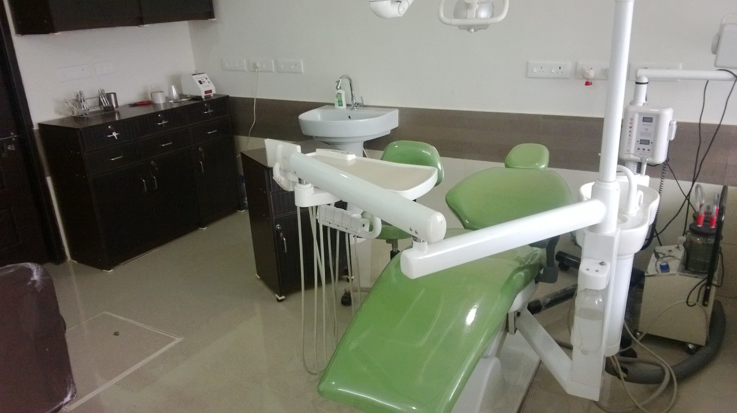 Dr. Valecha's Orthodontic & Dental Clinic Image 2
