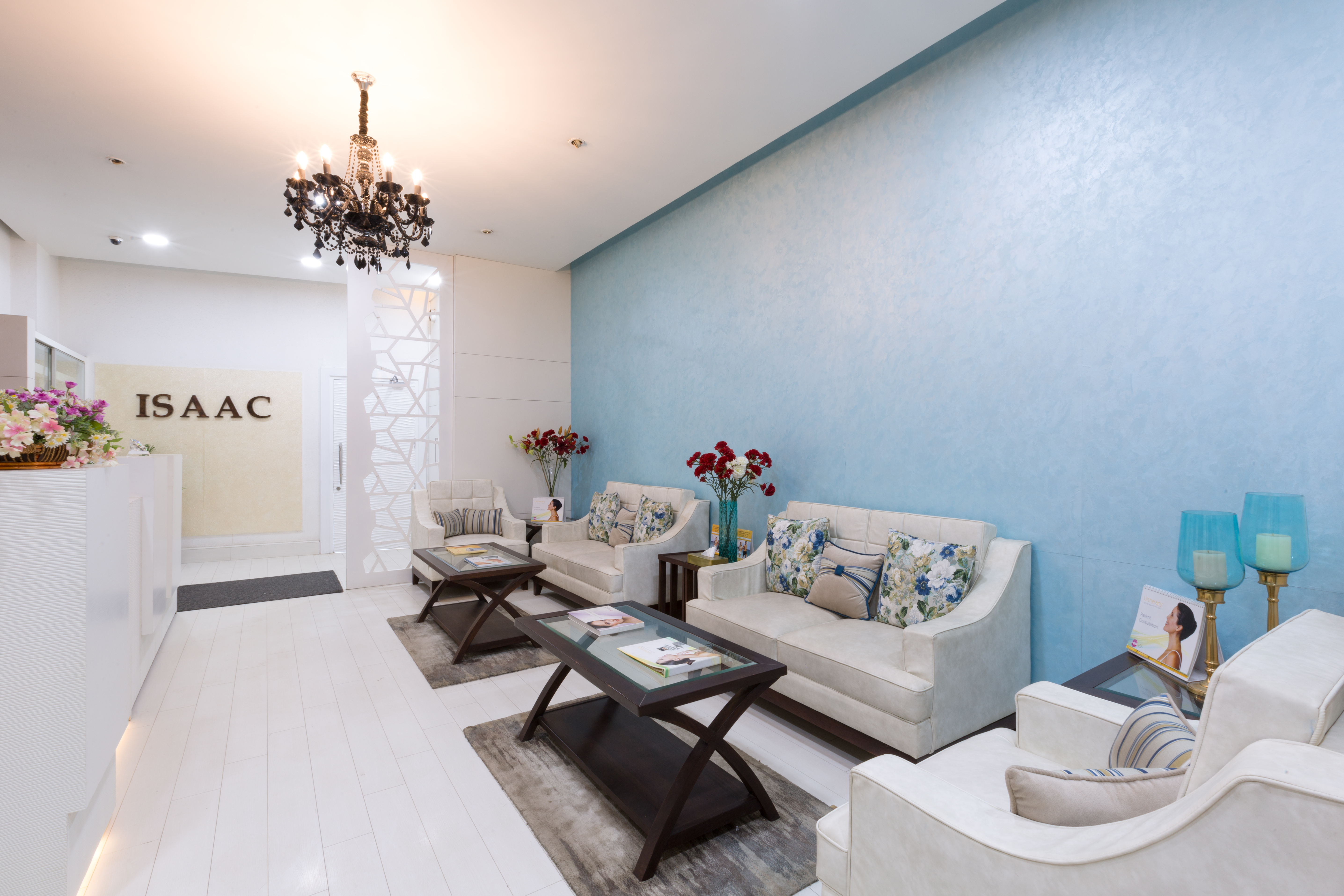 ISAAC - International Skin & Anti Ageing Centre - Chattarpur Image 4