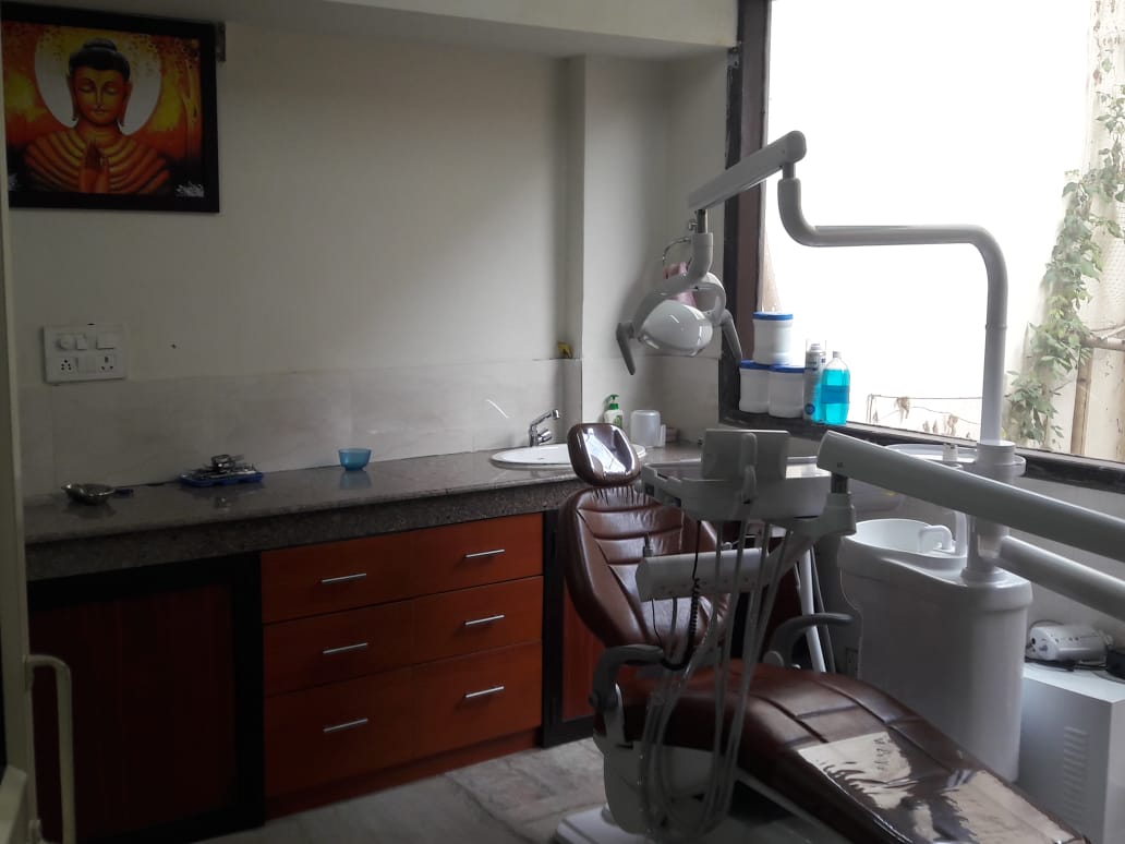 Om Shiv Bone Joint Clinic Image 6