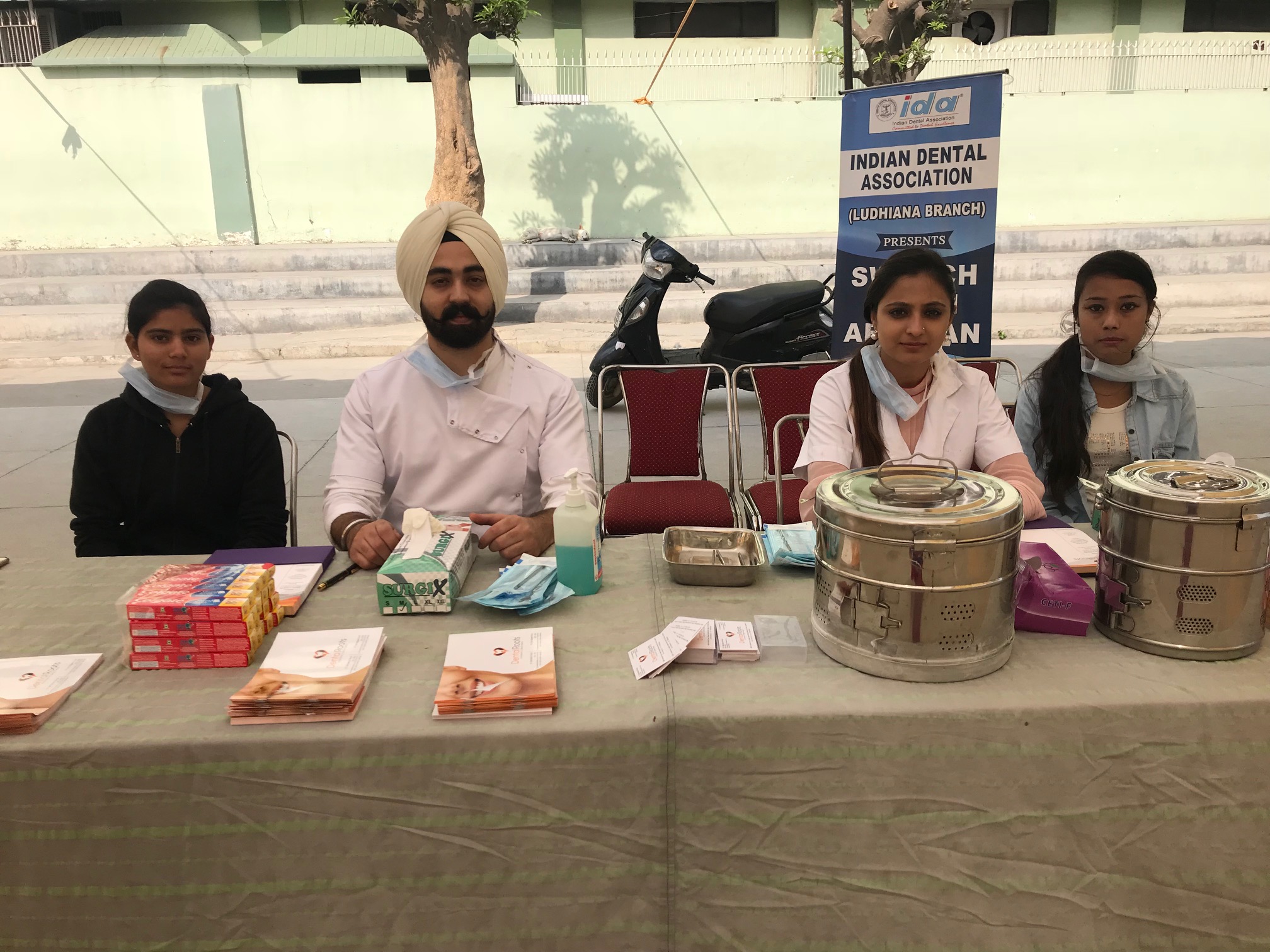 DENTAL ROOTS:Best Dentist in Ludhiana Image 10