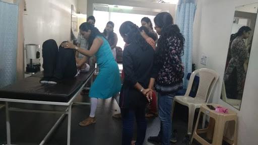 ReLiva Masina Physiotherapy Center Image 2