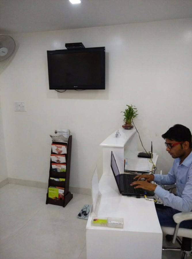Centre For Spine and Rheumatology - Janakpuri Image 3