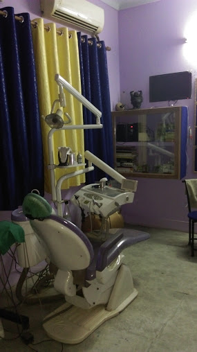Dr.Piyush,MakeMyTooth,orderly bazaar. Image 3