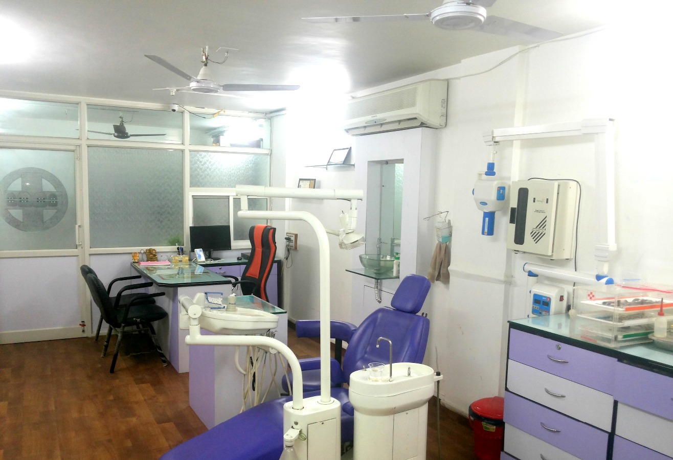 Anant Dental Clinic & Orthodontic Center Image 2