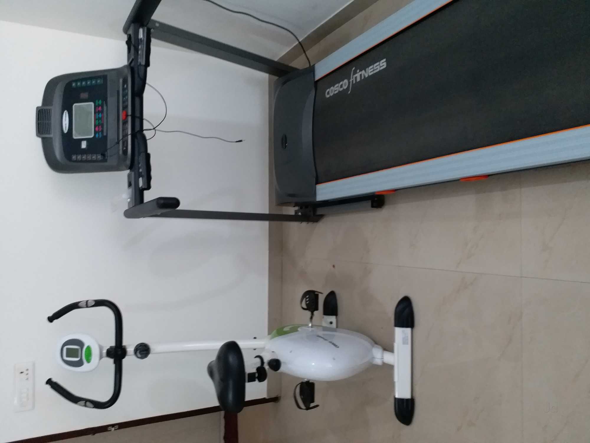 Pulse Fitness Center Image 2