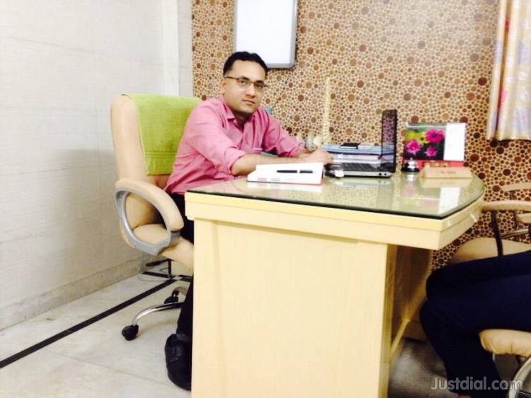 Jagmohan Bone & Joint Clinic Image 1