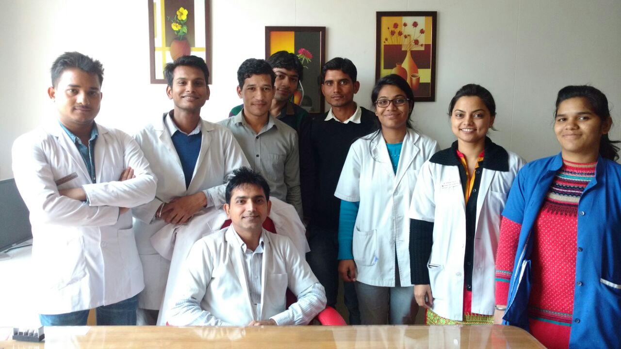 Dr. ANIL YADAV DENTAL CLINIC Image 1