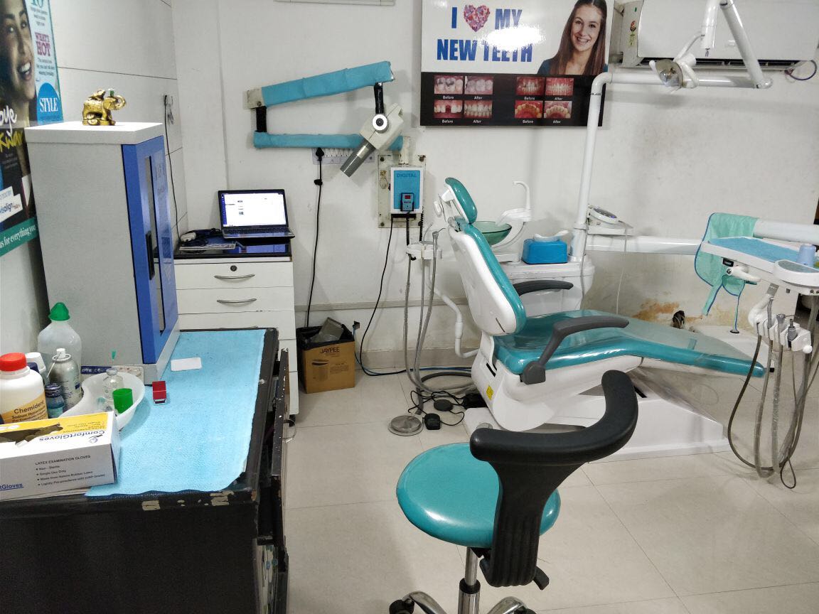 Dr. Malik's Dental clinic Image 1