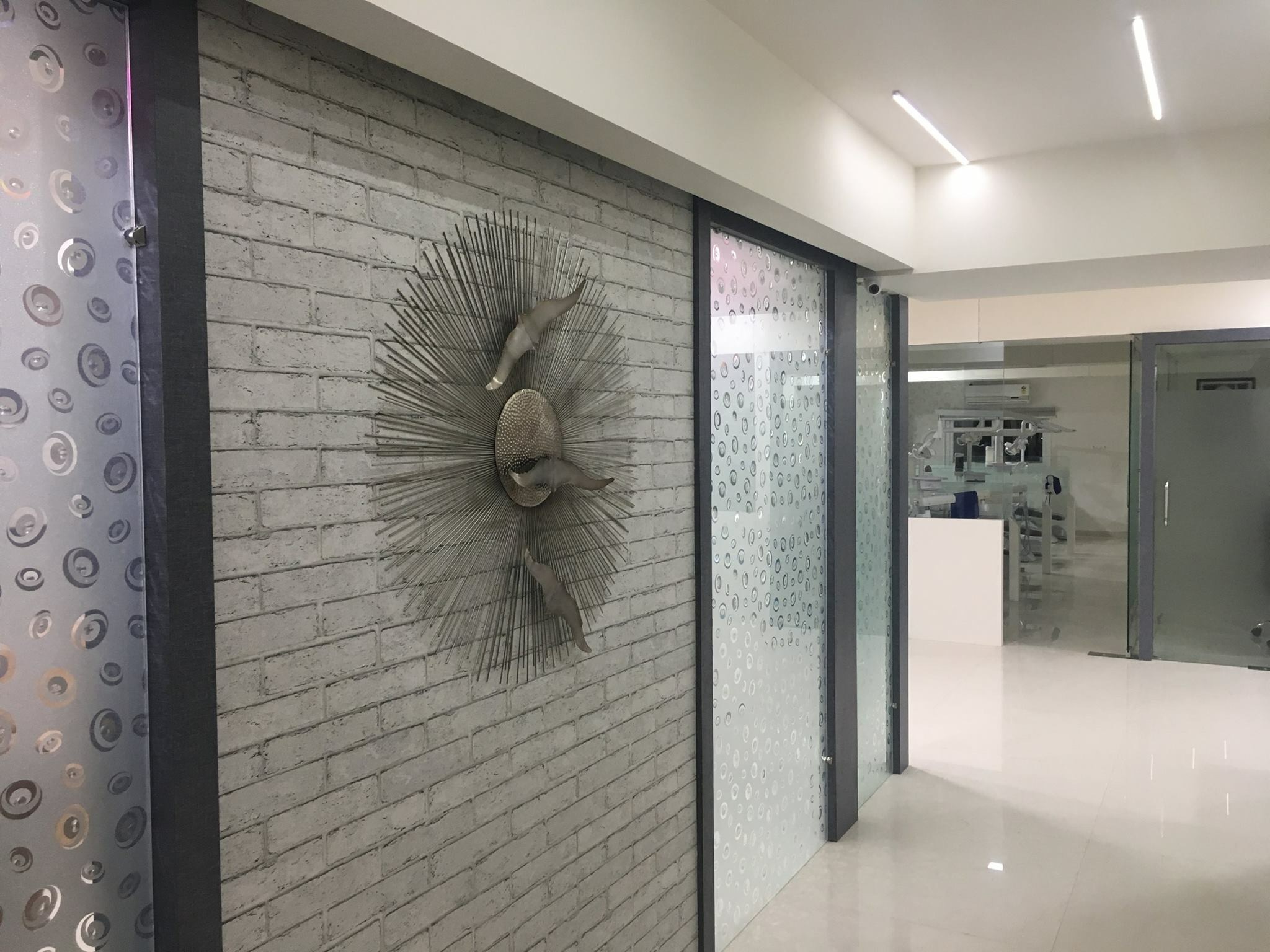 Randhawa Multispeciality Dental Clinic and Implant Centre Image 5