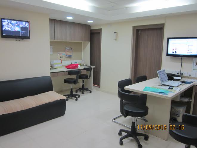 Dr Rohit's Hair Clinic Image 3