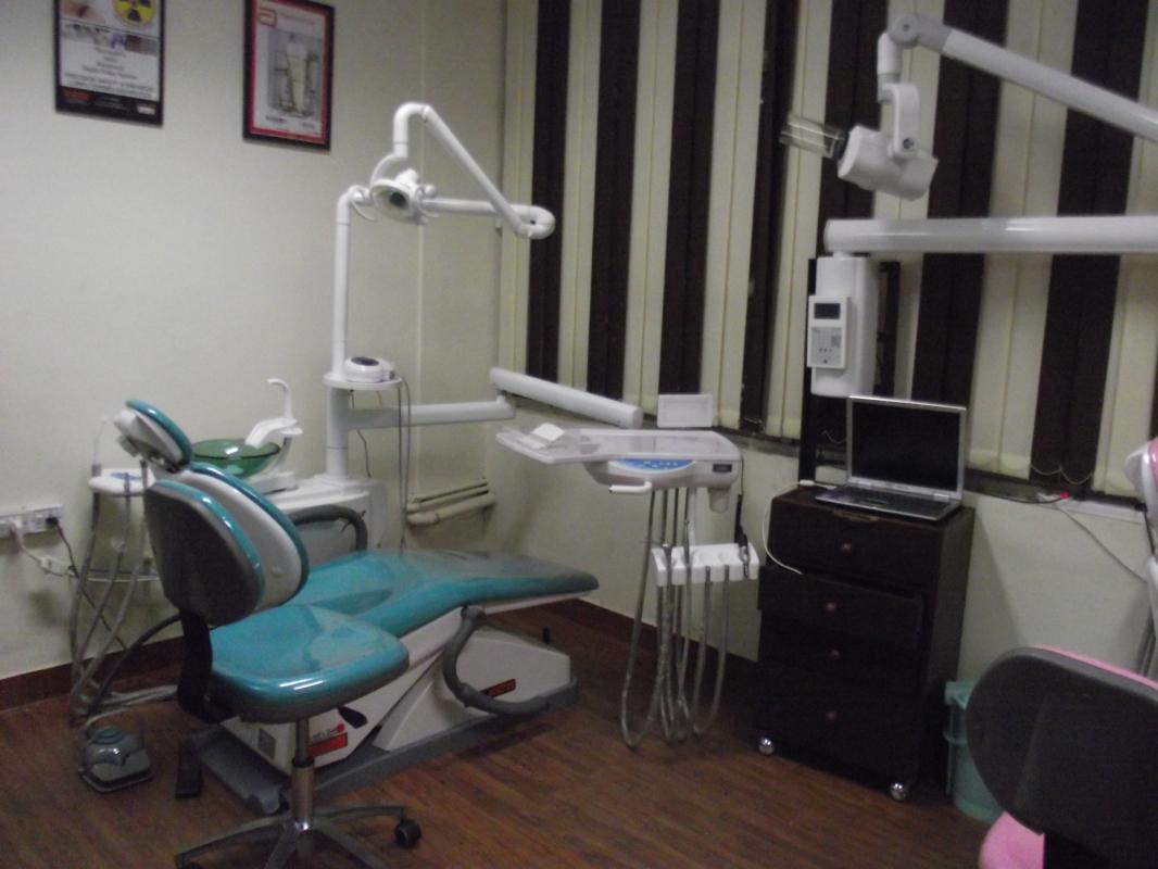 Shine And Smile Dental Clinic Image 1