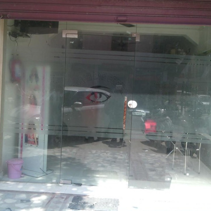 Yogesh Eye Centre Image 3