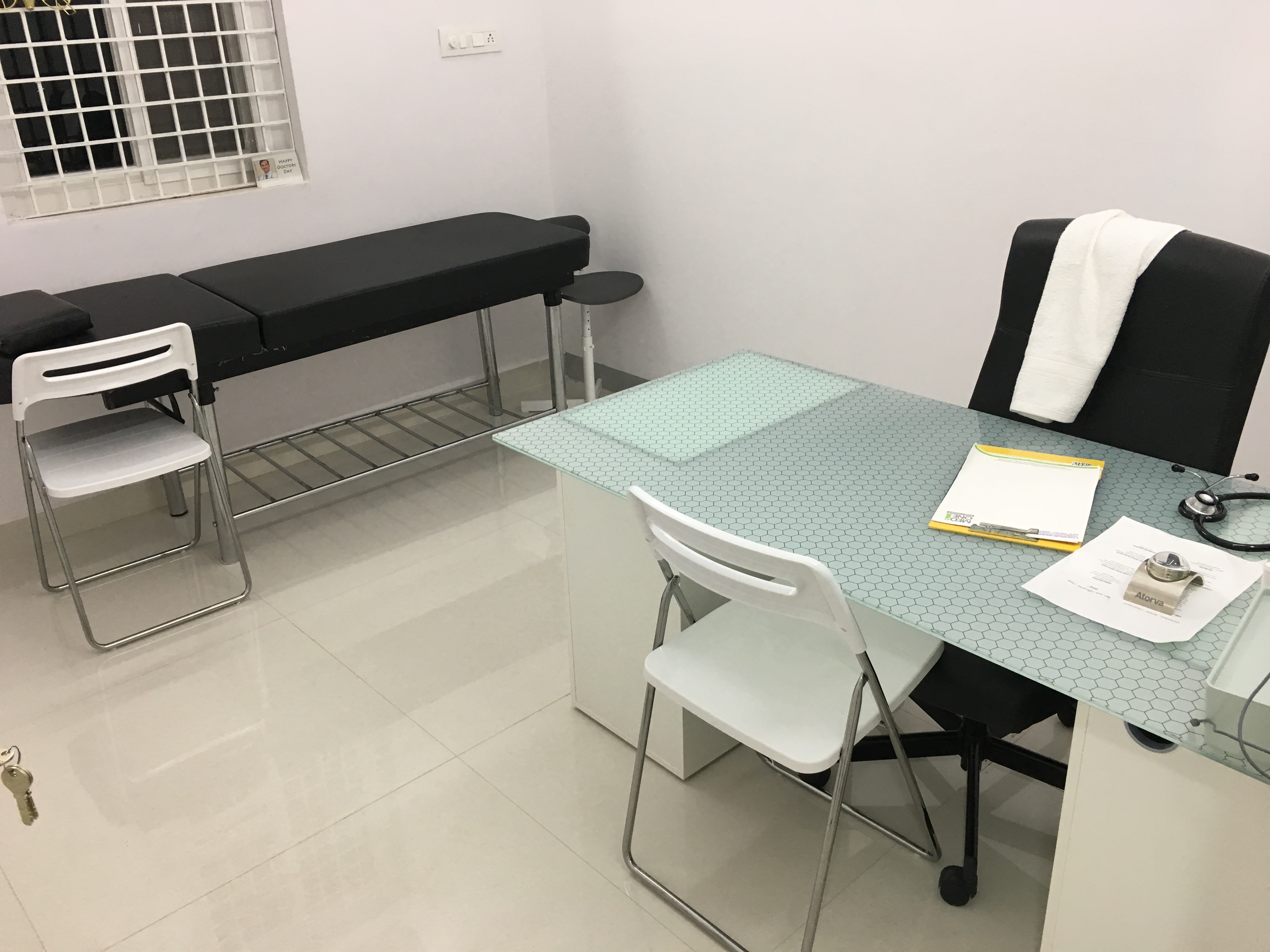 MEDIONE FAMILY CLINICS Image 2