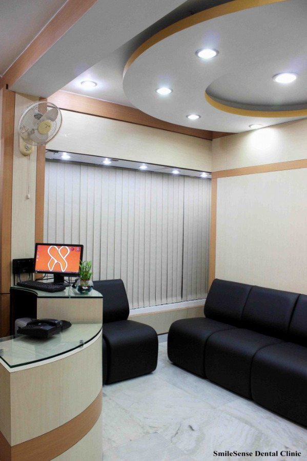 SmileSense Dental Clinic Image 1