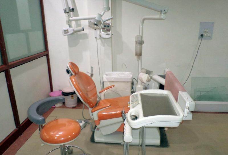 Dara's Dental Center Image 2