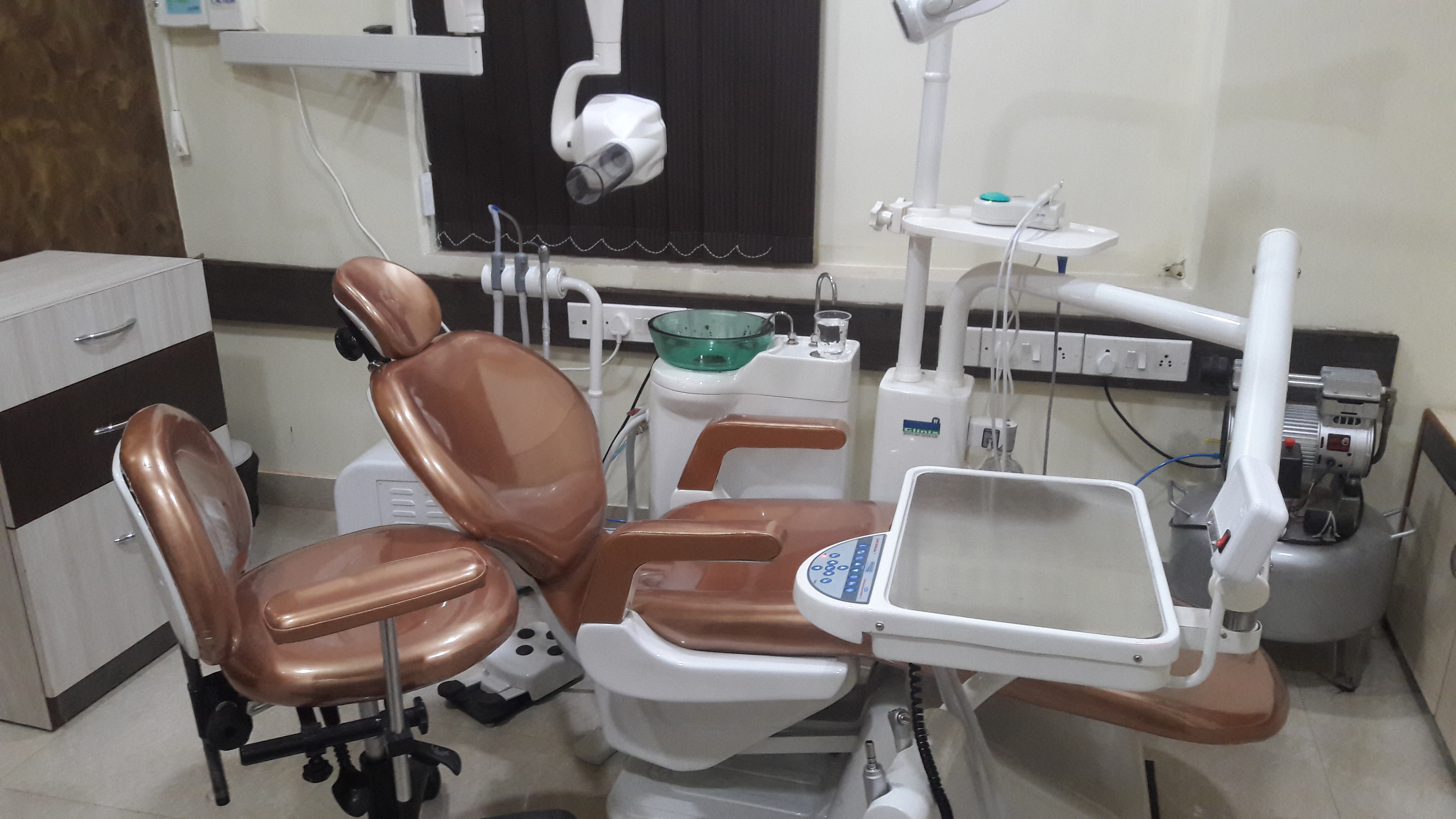 TEETH AND GUMS DENTAL CLINIC Image 4