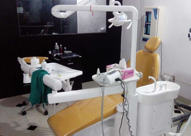 Smiling Pearls Dental Care Image 6