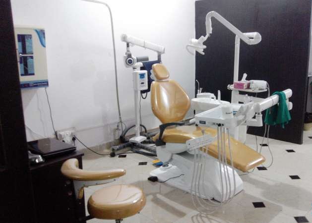 Smiling Pearls Dental Care Image 5