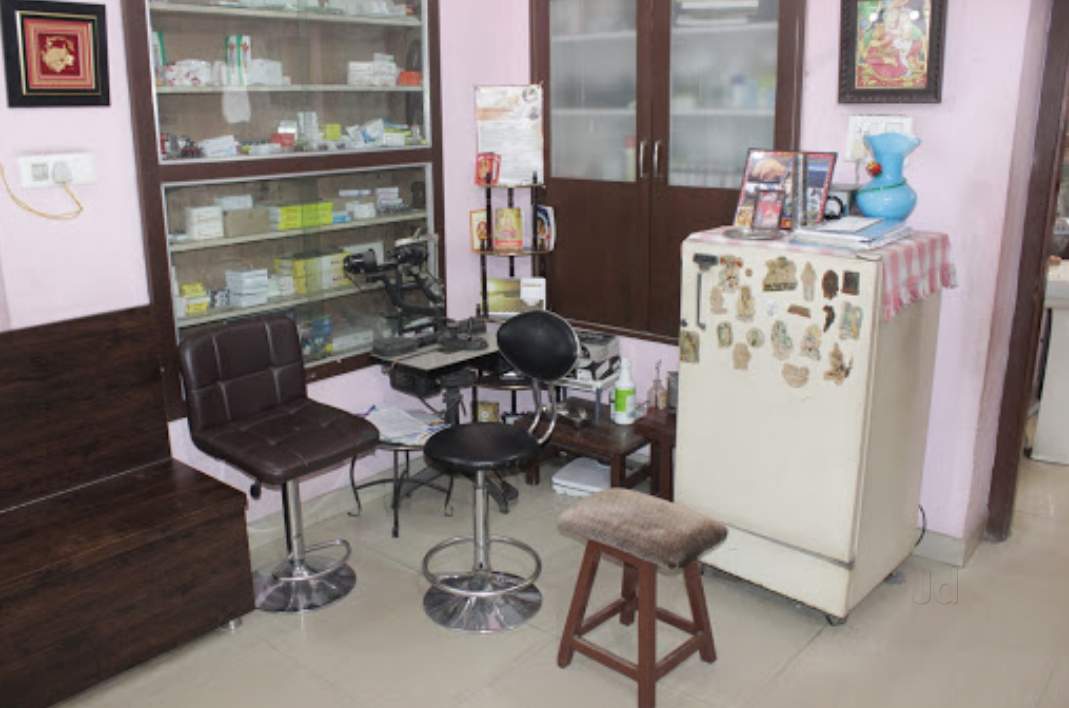 Dr.K.L.Pathak Memorial Nursing Home Image 3