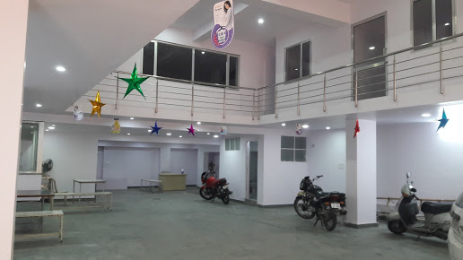 Madhur Clinic & Nursing Home Image 3