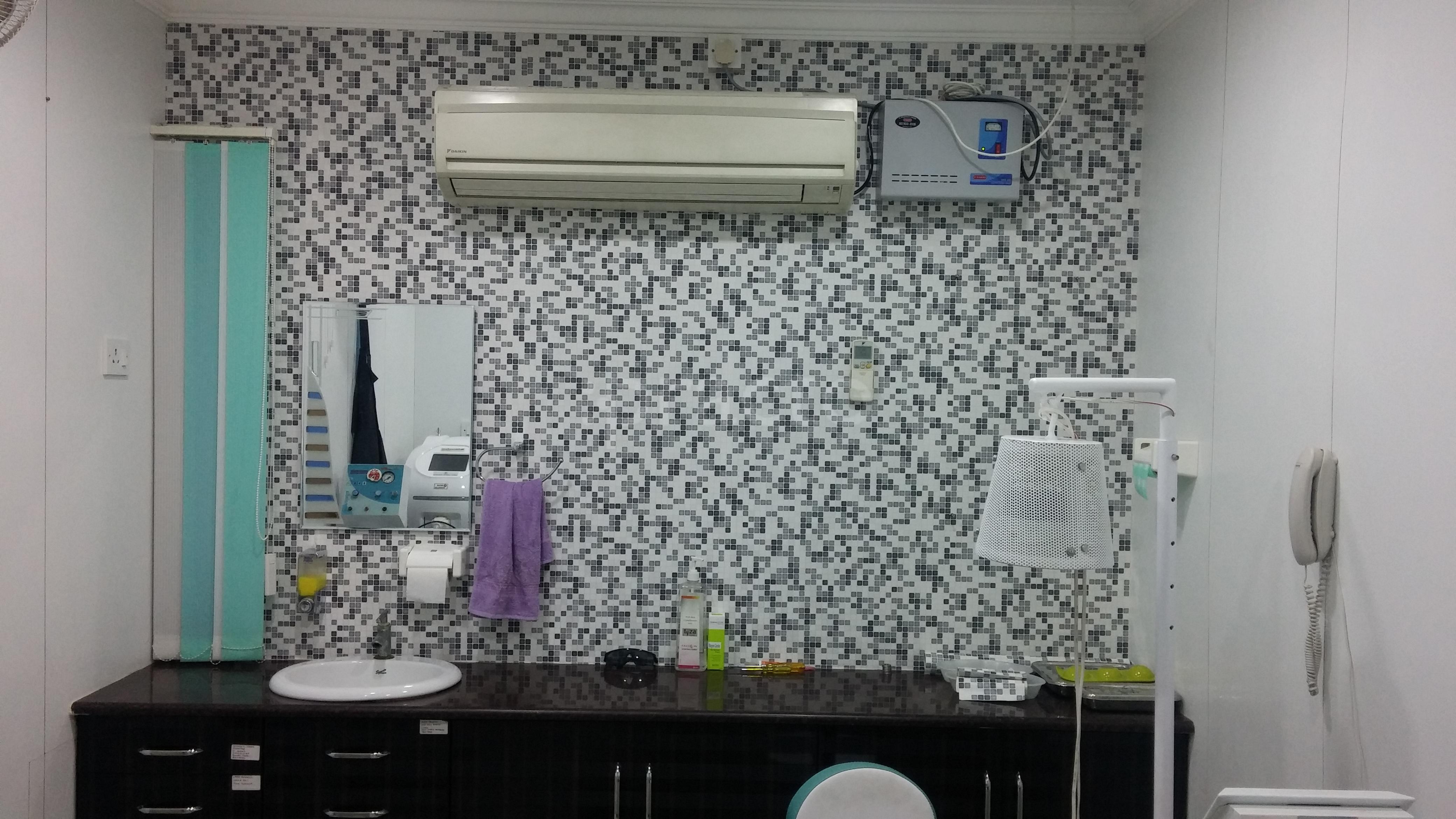 Royal skin,Hair & Laser Clinic Image 3