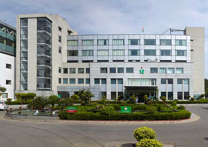 Fortis Escorts Heart Institute & Research Centre - Okhla Road Image 3