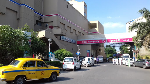 Apollo Gleneagles Hospital Image 4