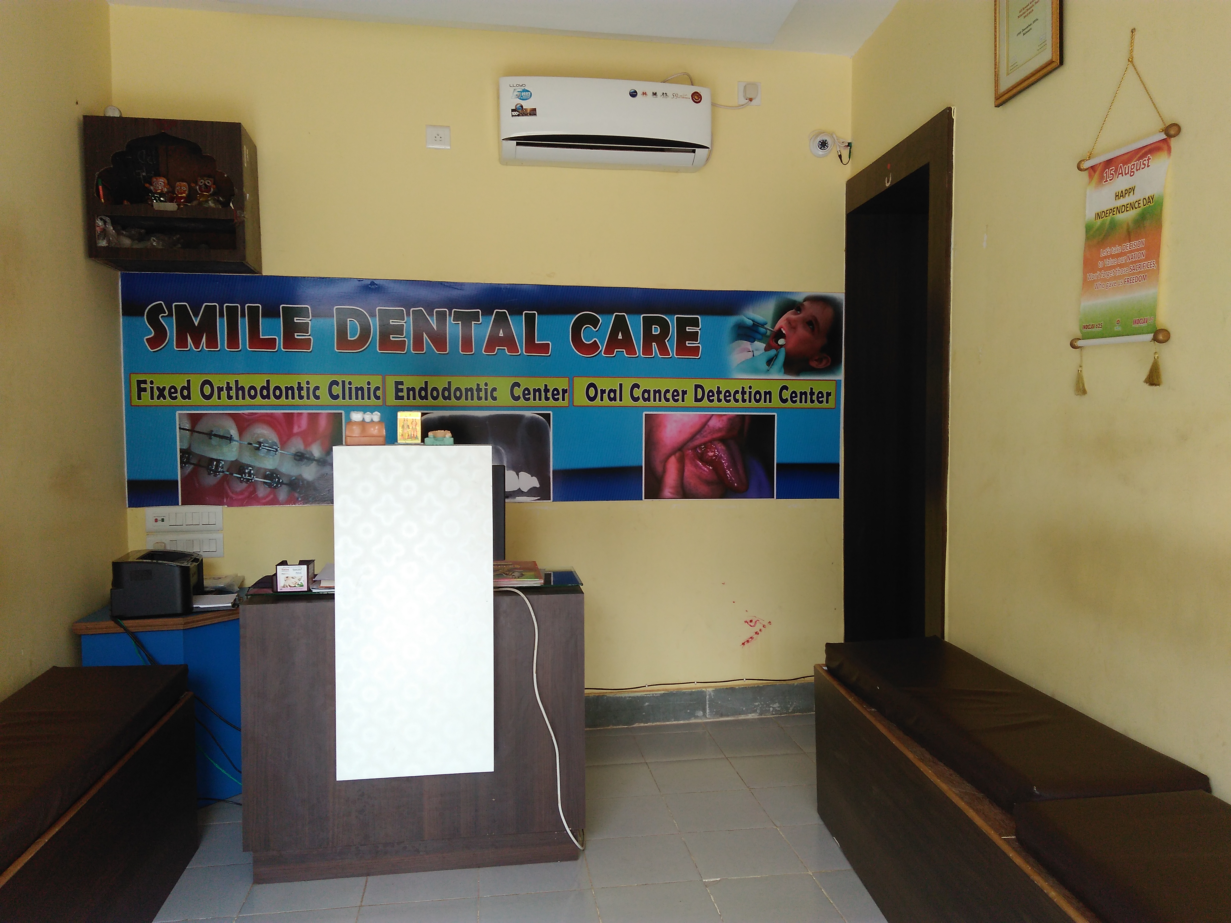 SMILE DENTAL CARE Image 3