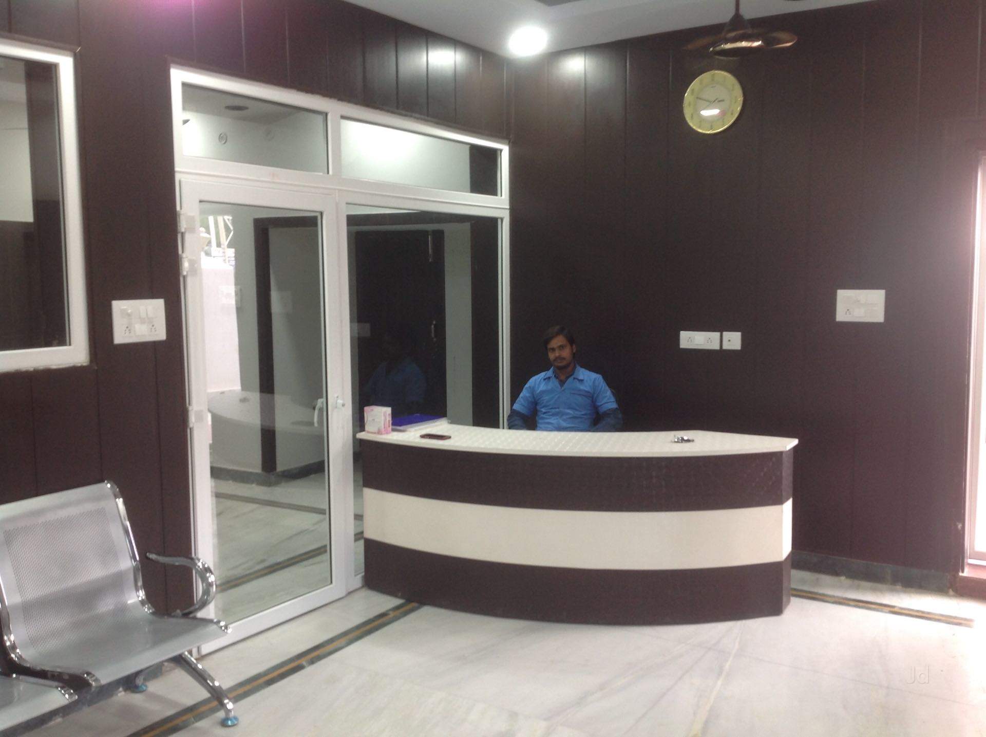 Max Polyclinic & Trauma Centre Image 1